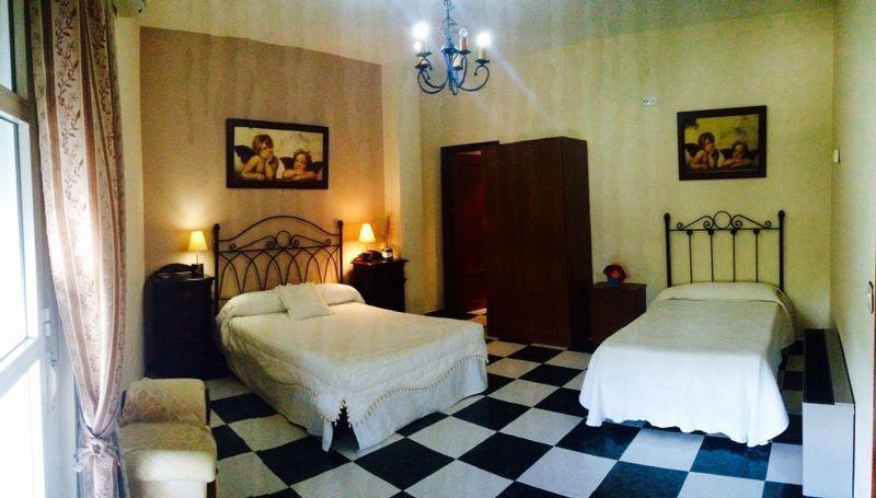Hostal El Camionero Burguillos Del Cerro Room photo